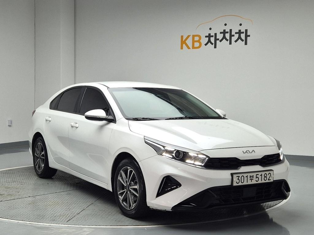 2022 KIA THE NEW K3 