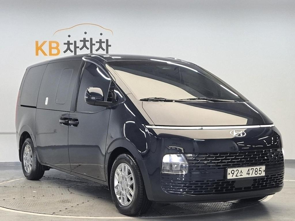 2022 HYUNDAI STARIA 