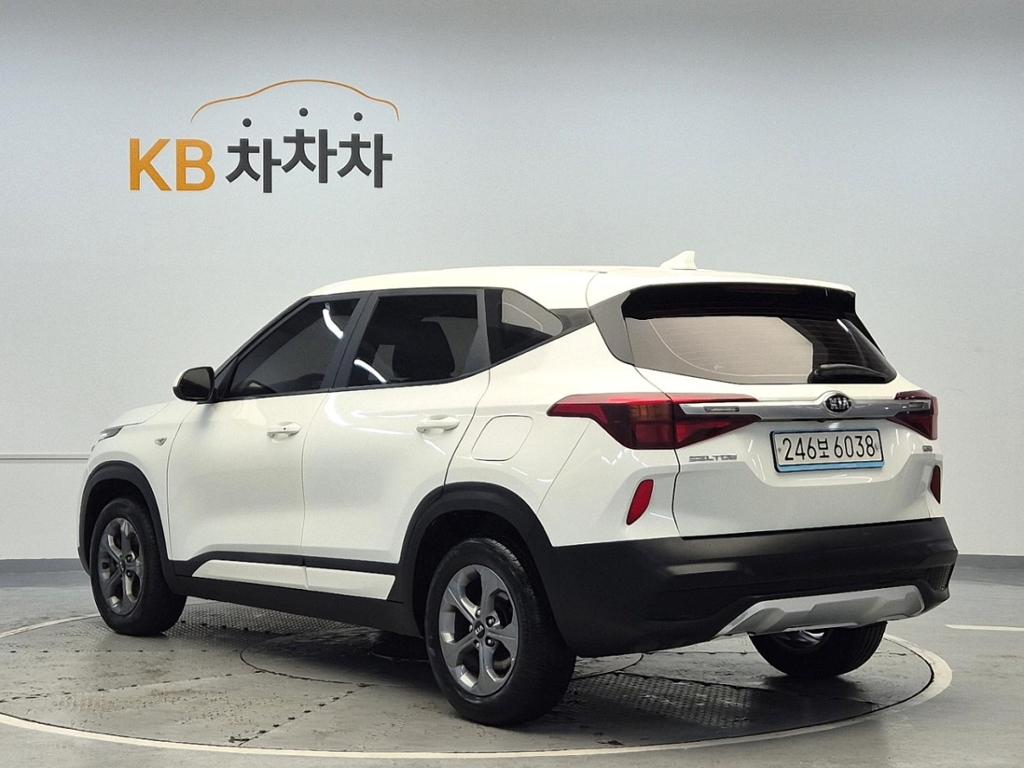 2022 KIA SELTOS 