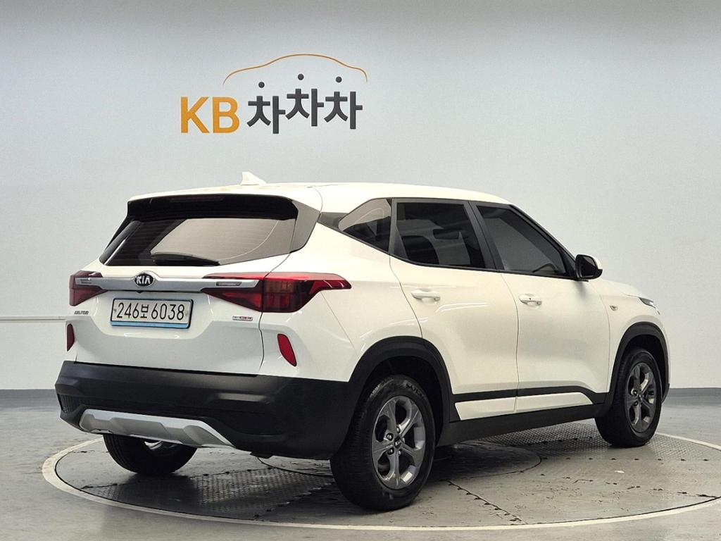 2022 KIA SELTOS 
