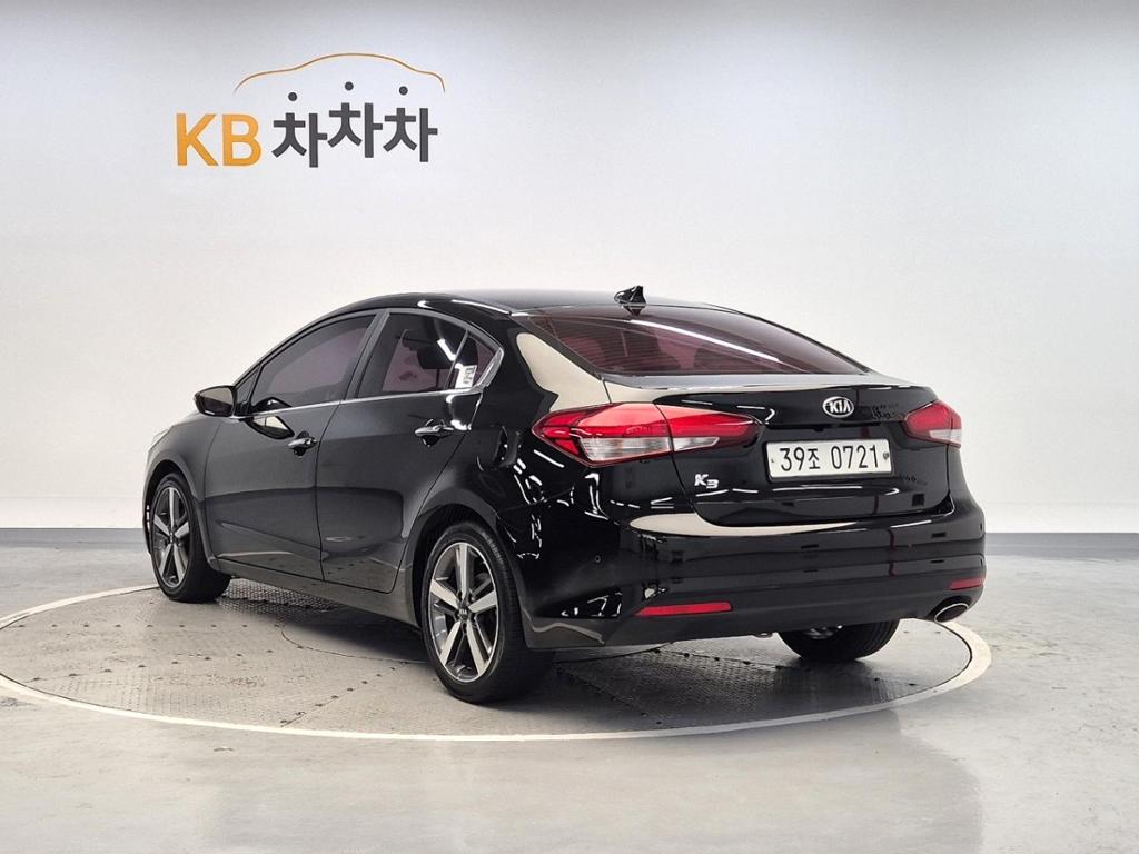 2016 KIA THE NEW K3 