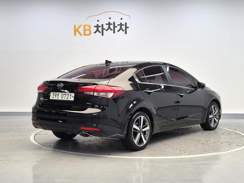 2016 KIA THE NEW K3 