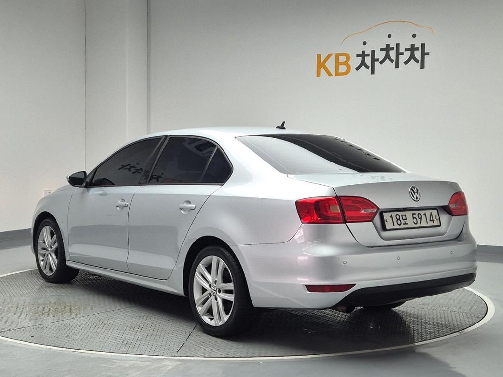 2012 VOLKSWAGEN JETTA (6Gen) 
