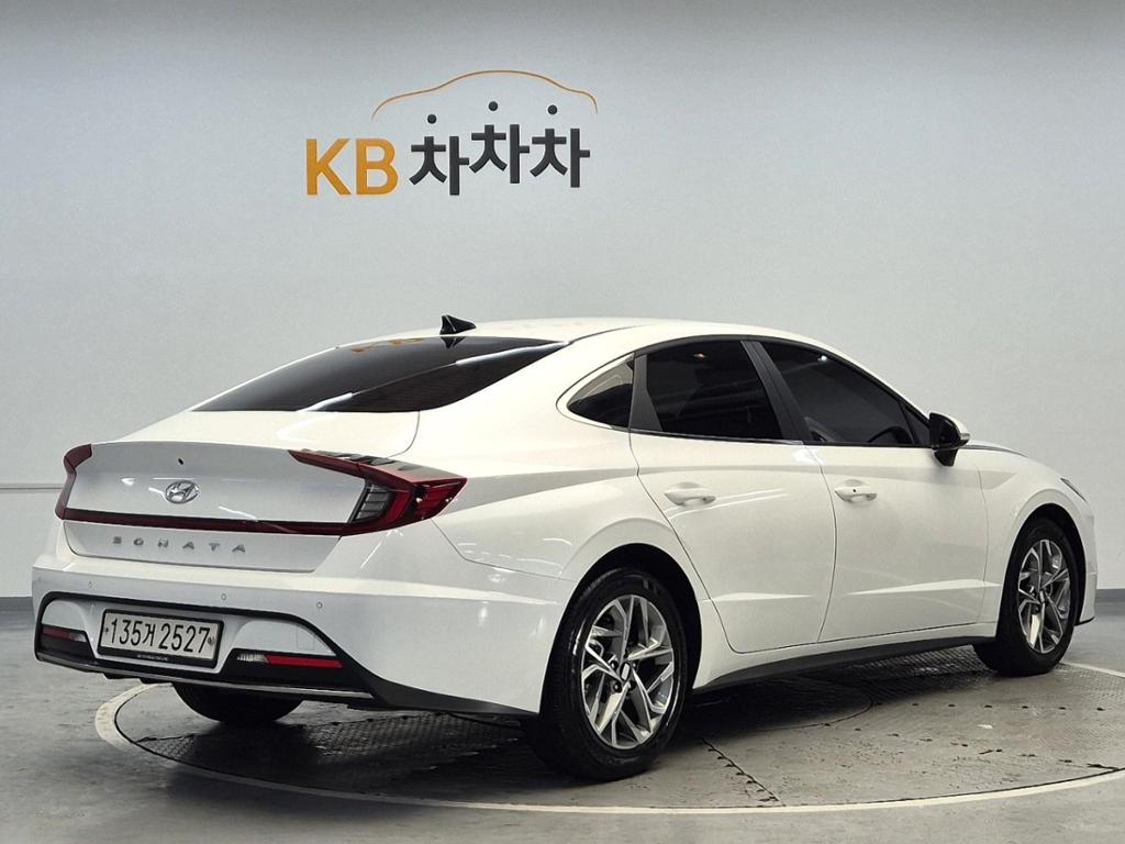2021 HYUNDAI SONATA (DN8) 