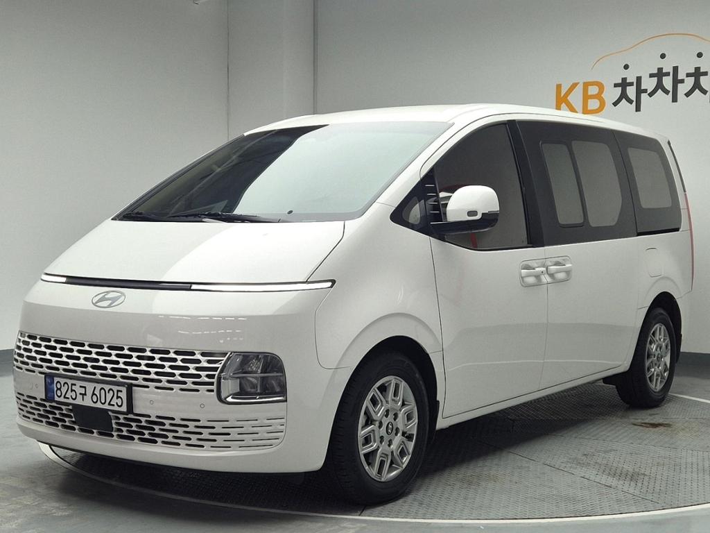 2025 HYUNDAI STARIA 