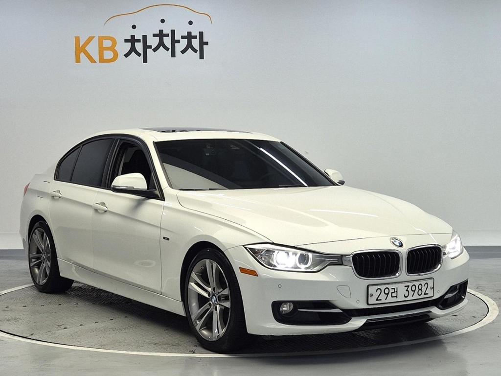 2015 BMW 3 Series (6Gen) 