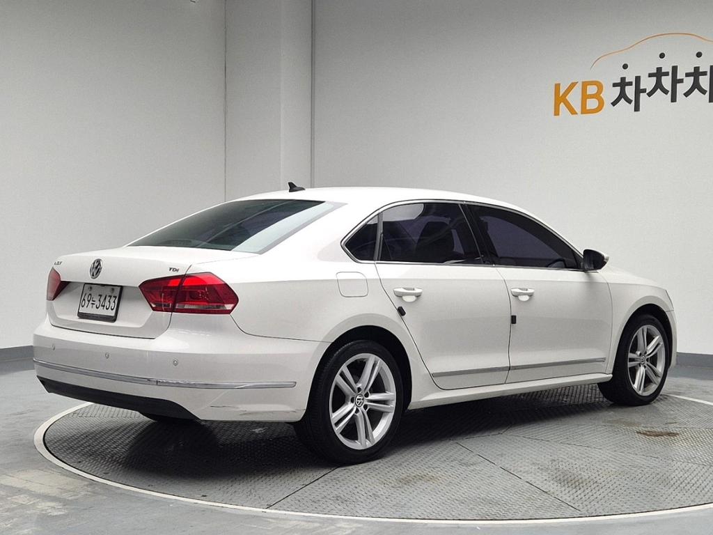 2014 VOLKSWAGEN THE NEW PASSAT (7Gen) 