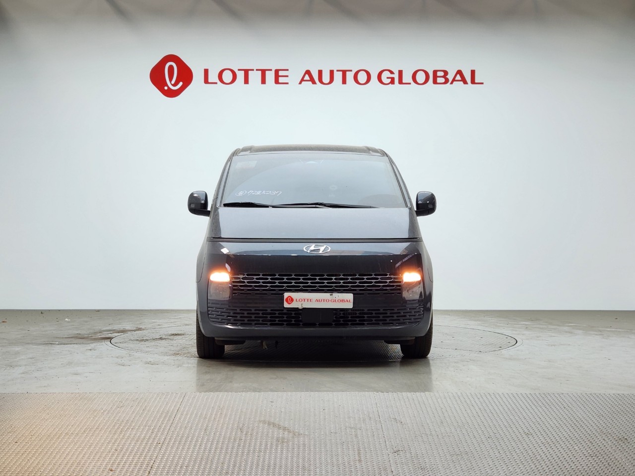 2022 HYUNDAI STARIA 2.2 Diesel Tourer 11seat 2W Modern