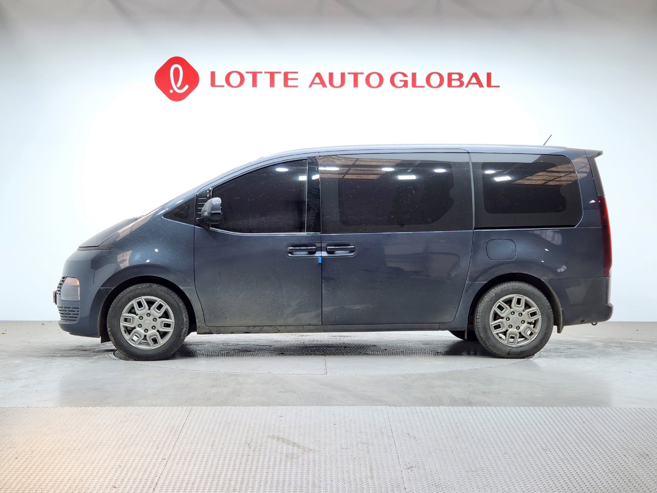 2022 HYUNDAI STARIA 2.2 Diesel Tourer 11seat 2W Modern