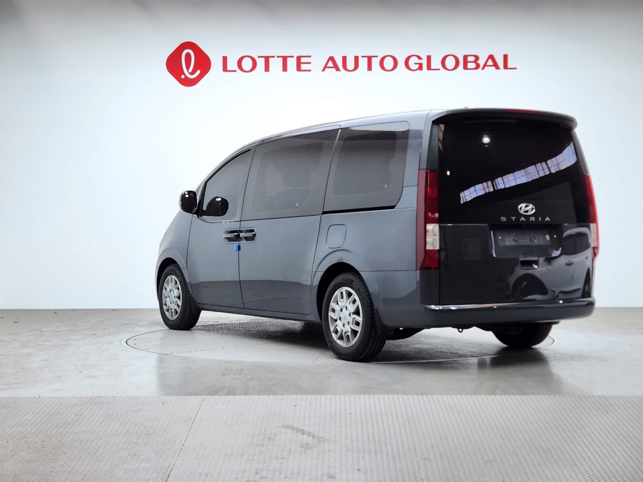 2022 HYUNDAI STARIA 2.2 Diesel Tourer 11seat 2W Modern