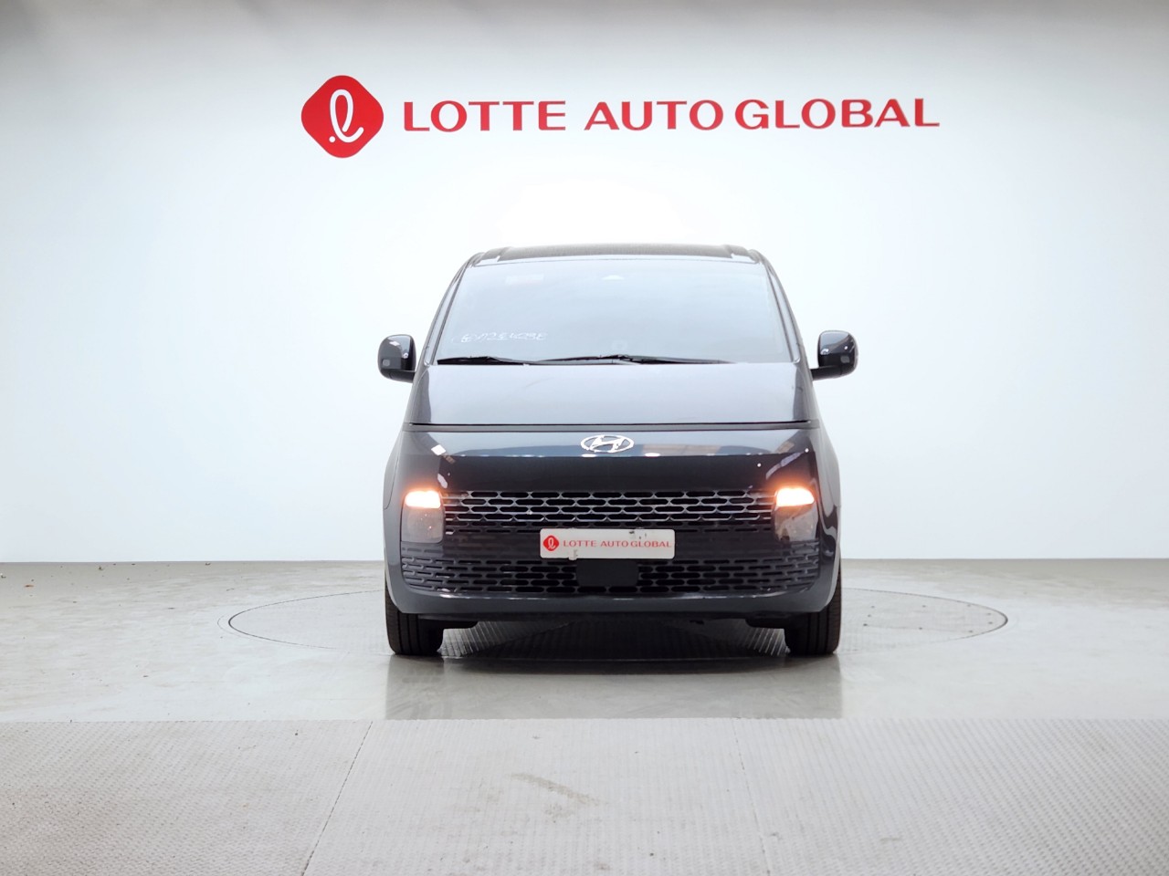 2022 HYUNDAI STARIA 2.2 Diesel Tourer 11seat 2W Modern