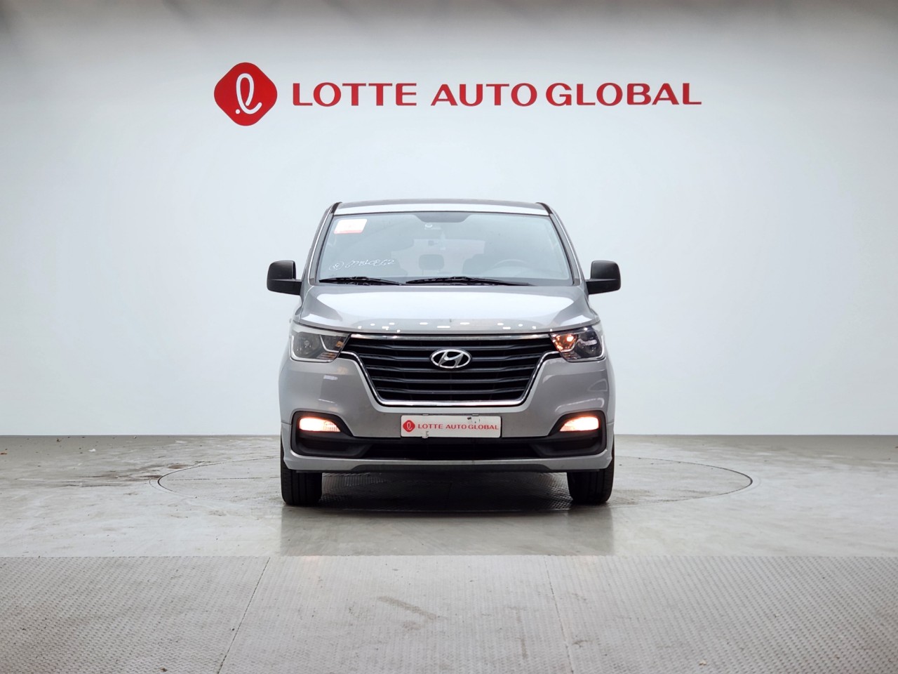 2019 HYUNDAI THE NEW GRAND STAREX 9seat Diesel Premium
