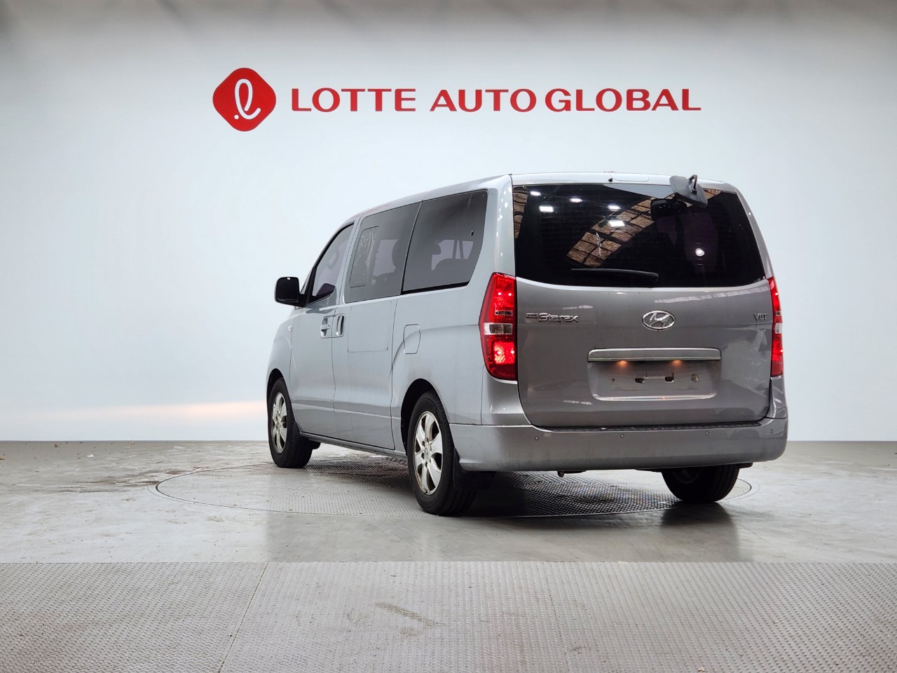 2019 HYUNDAI THE NEW GRAND STAREX 9seat Diesel Premium
