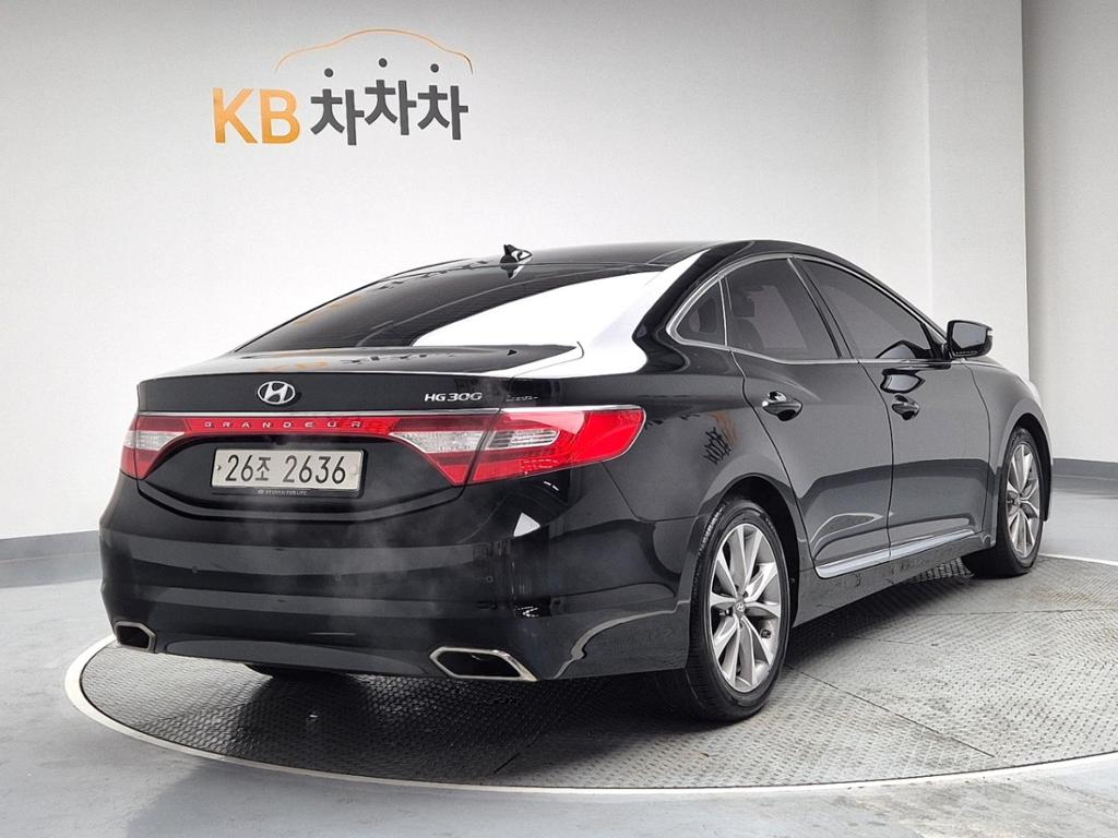 2016 HYUNDAI GRANDEUR HG 