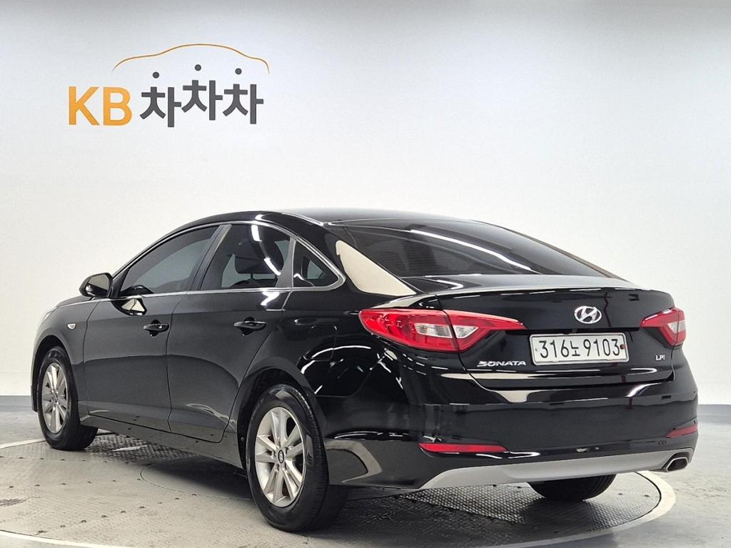 2015 HYUNDAI LF SONATA 