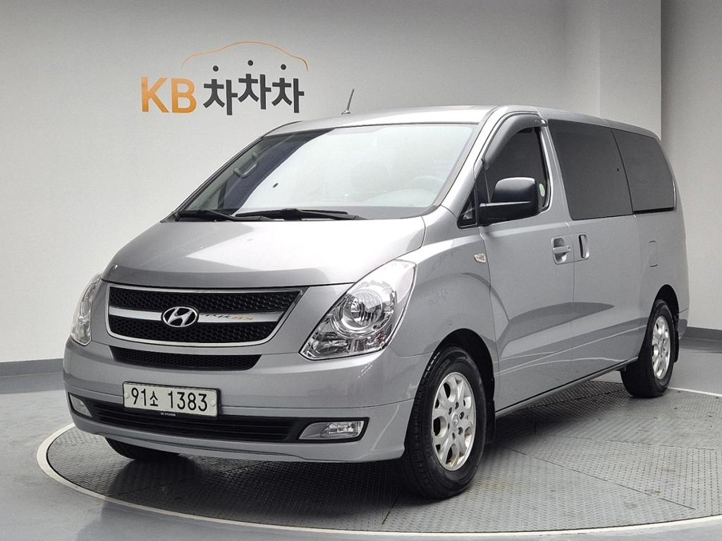 2012 HYUNDAI GRAND STAREX 