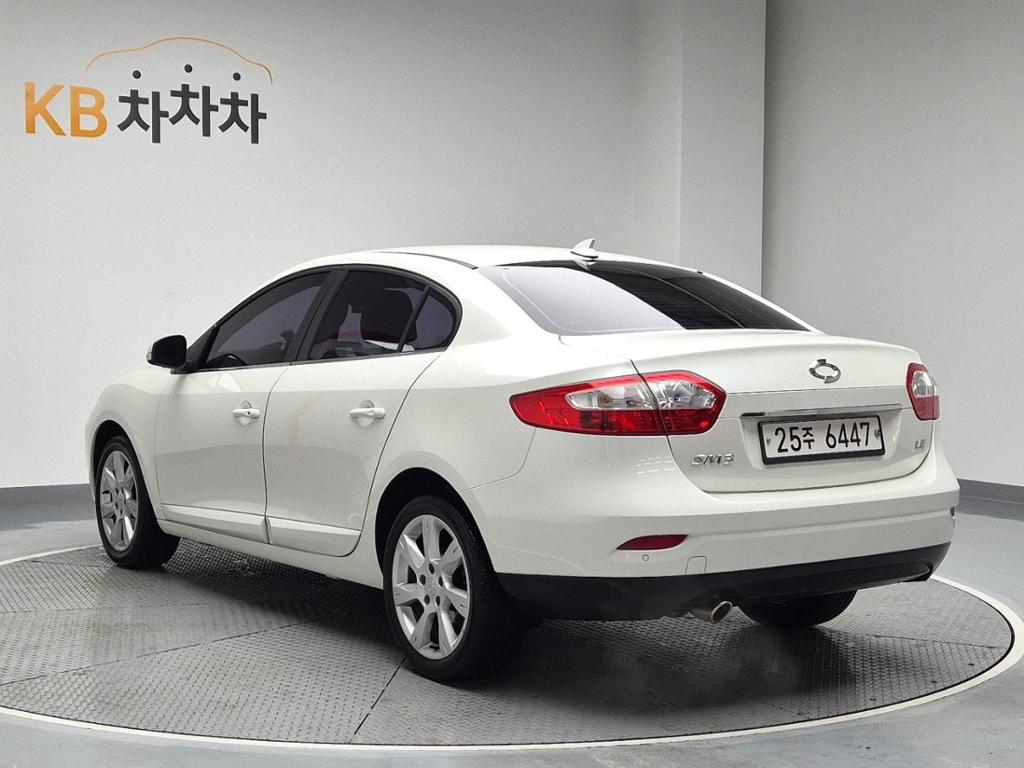 2011 RENAULT KOREA NEW SM3 