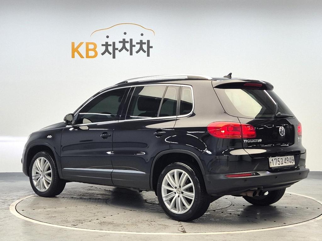 2015 VOLKSWAGEN TIGUAN 