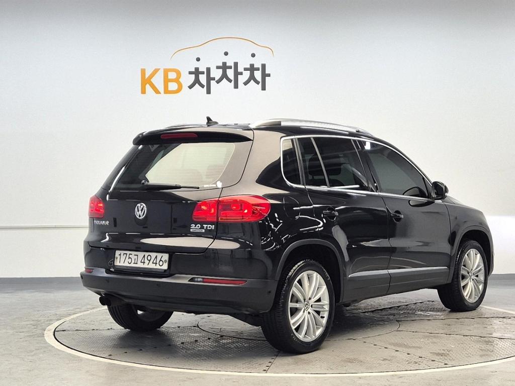 2015 VOLKSWAGEN TIGUAN 