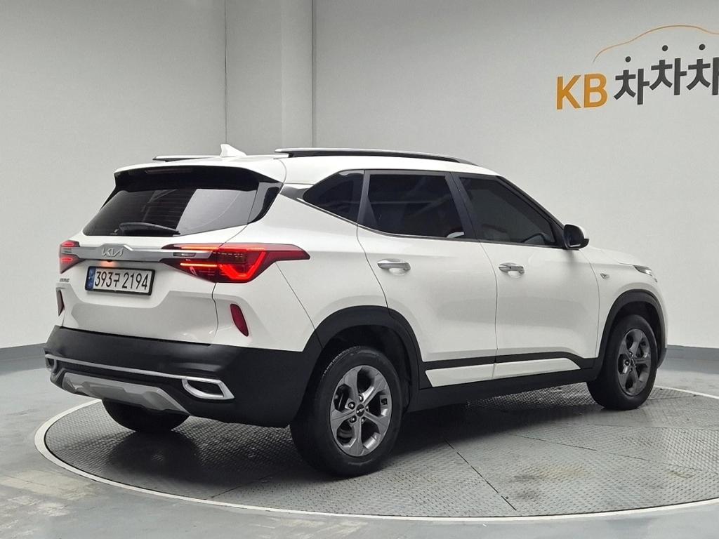 2023 KIA SELTOS 