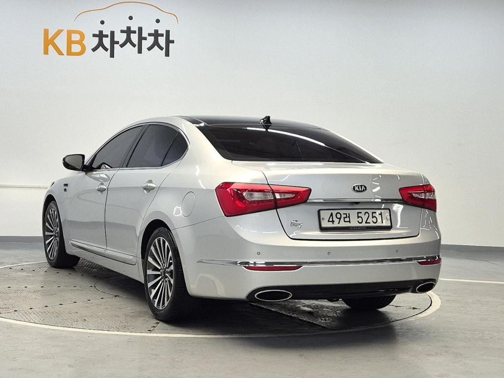 2013 KIA THE NEW K7 