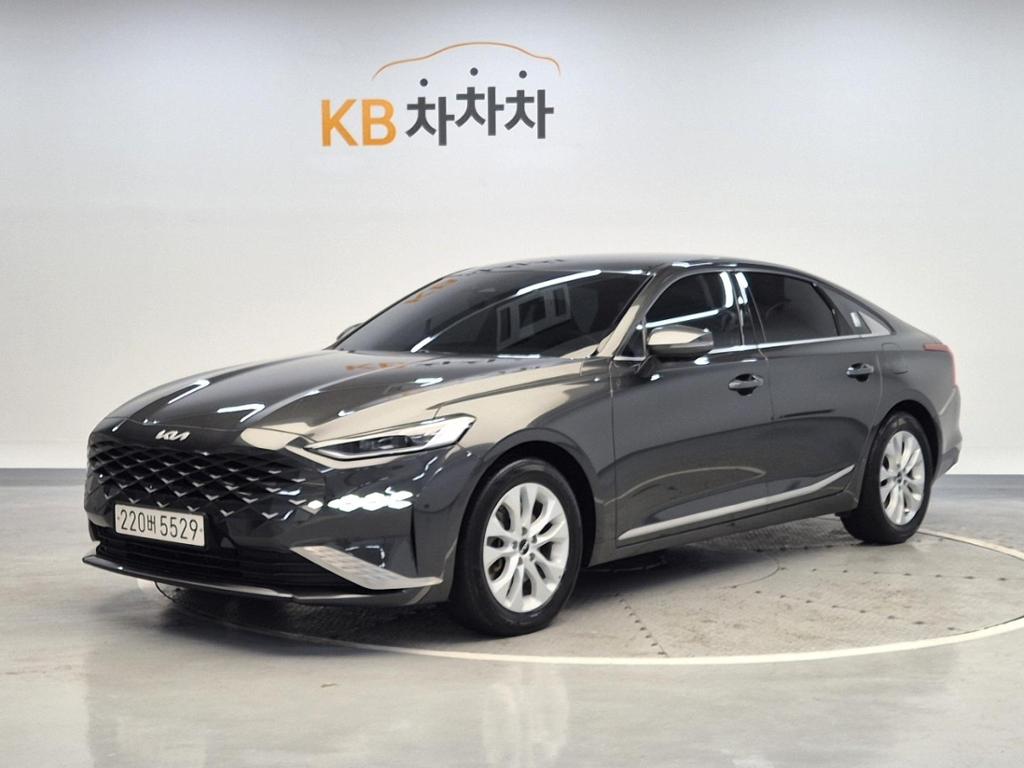 2022 KIA K8 