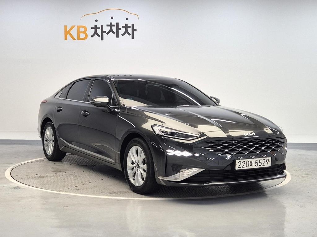 2022 KIA K8 