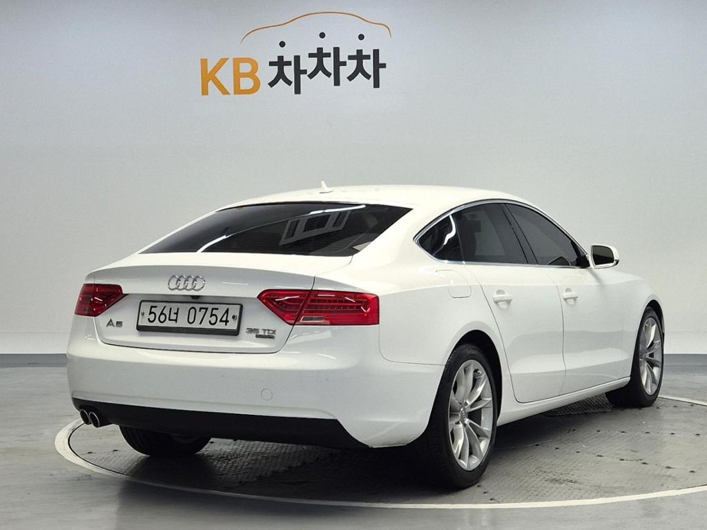 2016 AUDI A5 (1Gen) 