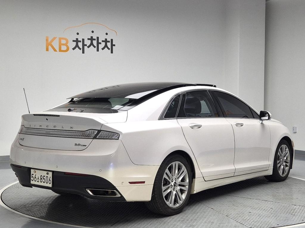 2013 LINCOLN MKZ(NEW) 