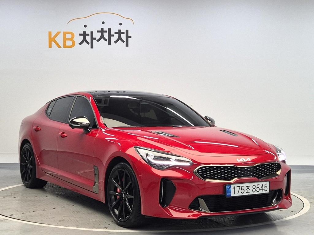 2023 KIA STINGER Meister 