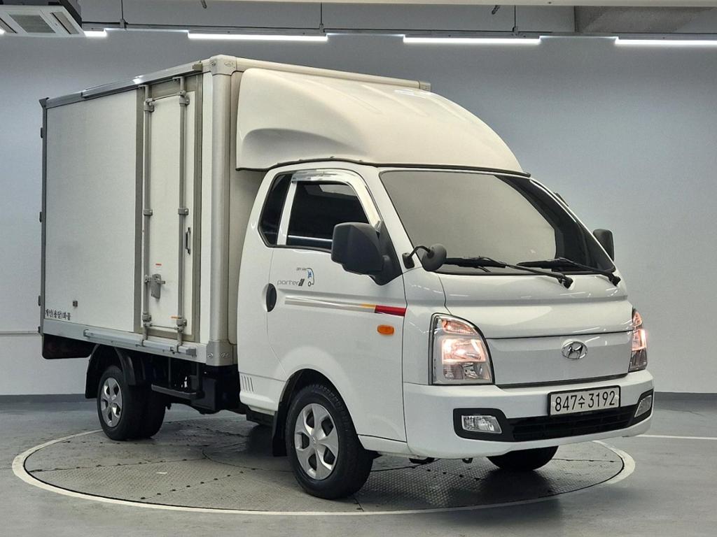 2023 HYUNDAI PORTER II 