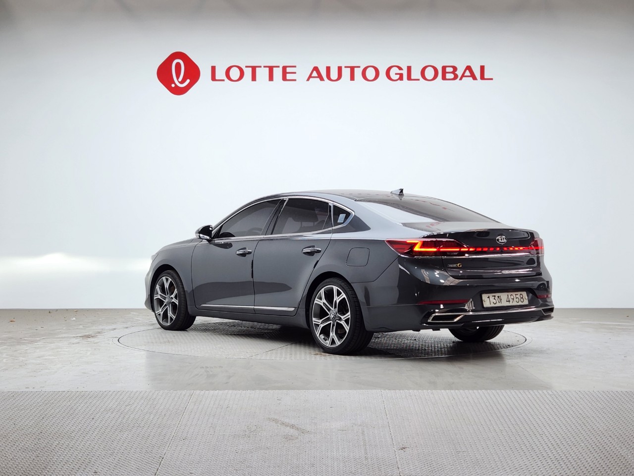 2020 KIA K7 PREMIER 3.0 LPI Car Rental Trendy