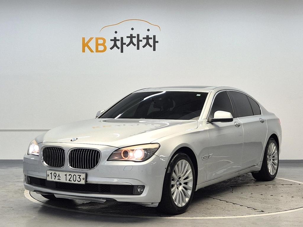 2012 BMW 7 SERIES (5Gen) 