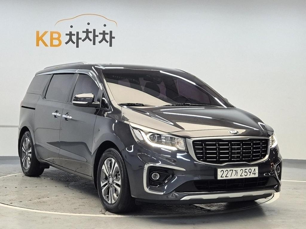 2019 KIA THE NEW CARNIVAL 