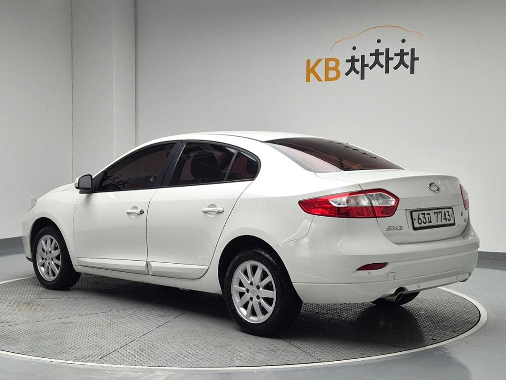 2011 RENAULT KOREA NEW SM3 