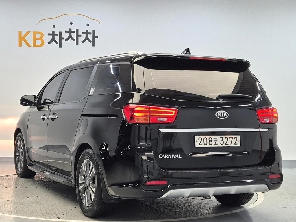 2019 KIA THE NEW CARNIVAL 