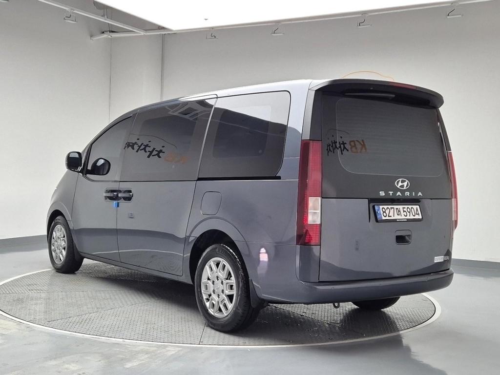2024 HYUNDAI STARIA 