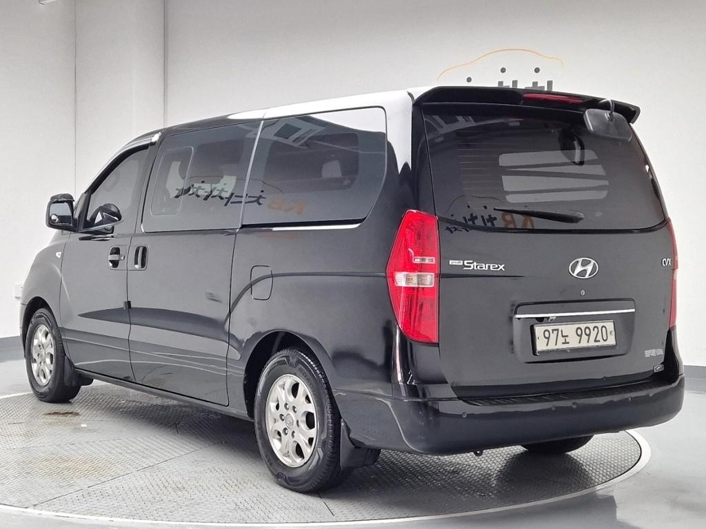 2012 HYUNDAI GRAND STAREX 