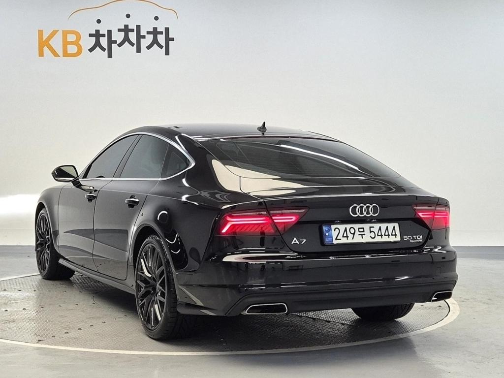 2015 AUDI A7 (1Gen) 
