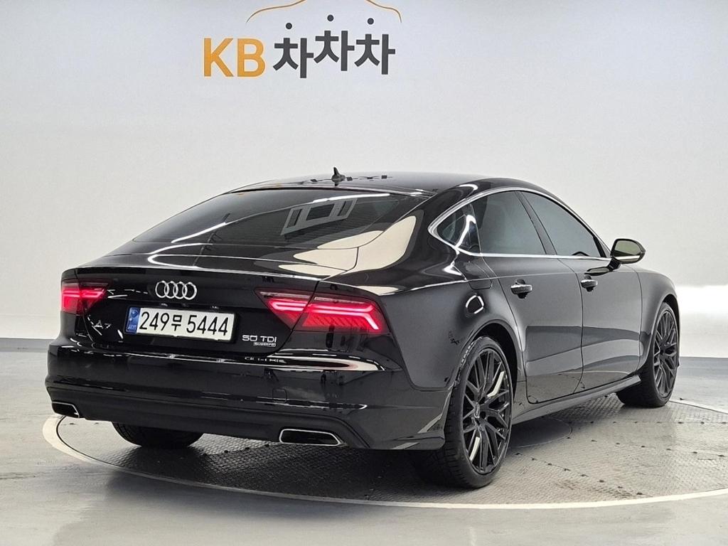 2015 AUDI A7 (1Gen) 
