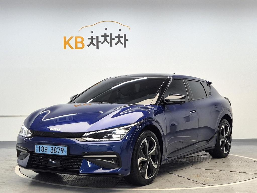 2022 KIA EV6 