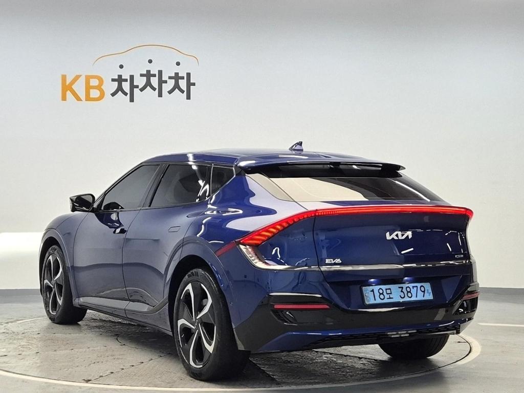 2022 KIA EV6 