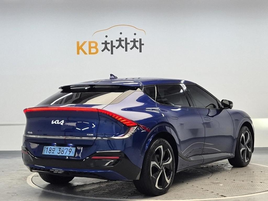 2022 KIA EV6 