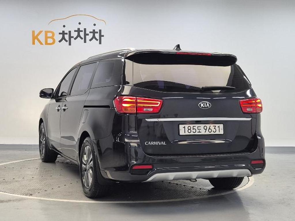 2019 KIA THE NEW CARNIVAL 