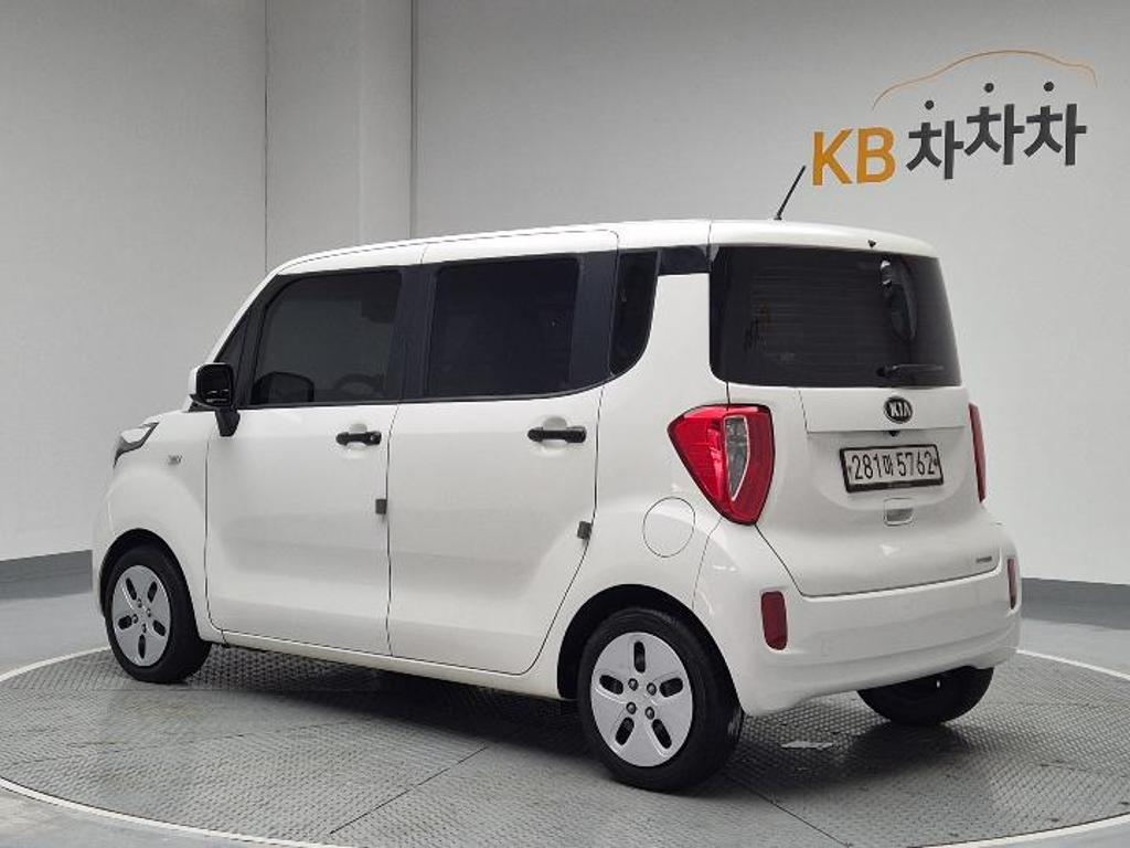 2017 KIA RAY 