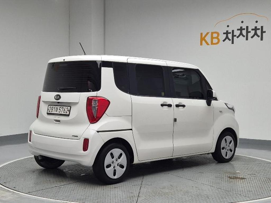 2017 KIA RAY 