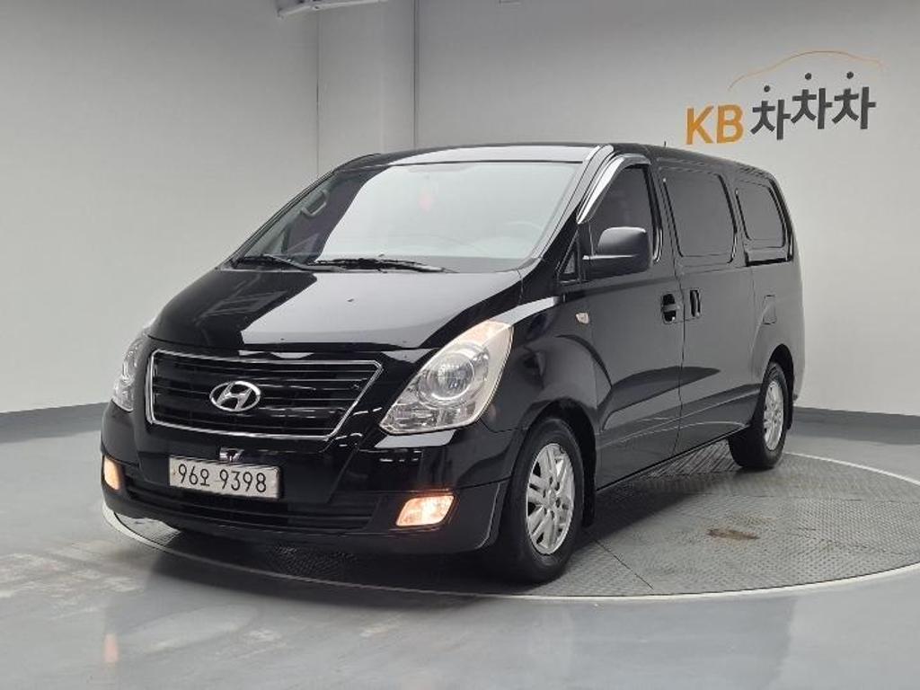 2016 HYUNDAI GRAND STAREX 
