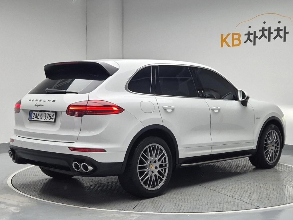 2016 PORSCHE CAYENNE (2G) 