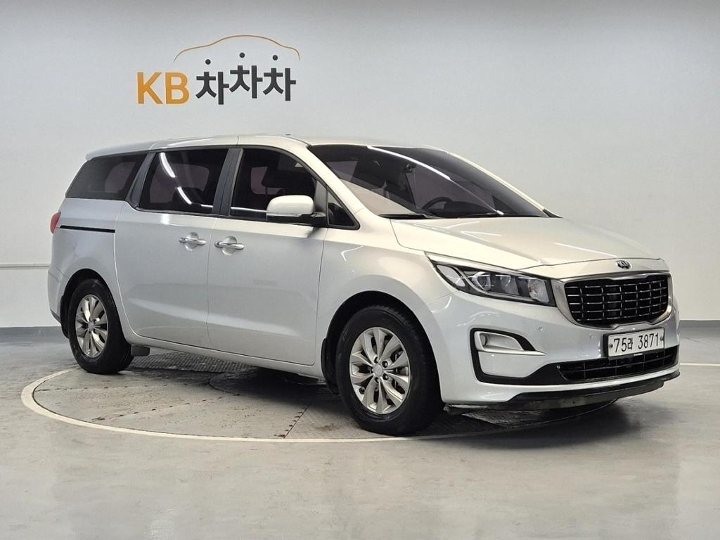 2019 KIA THE NEW CARNIVAL 