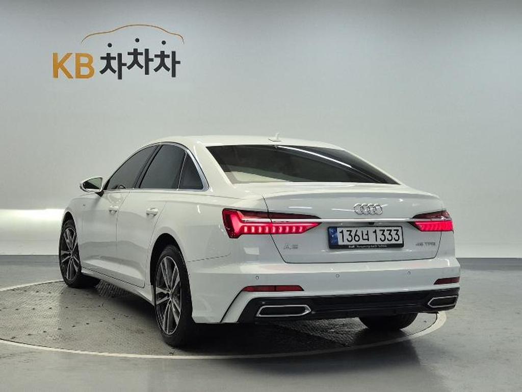 2022 AUDI A6 (5Gen) 